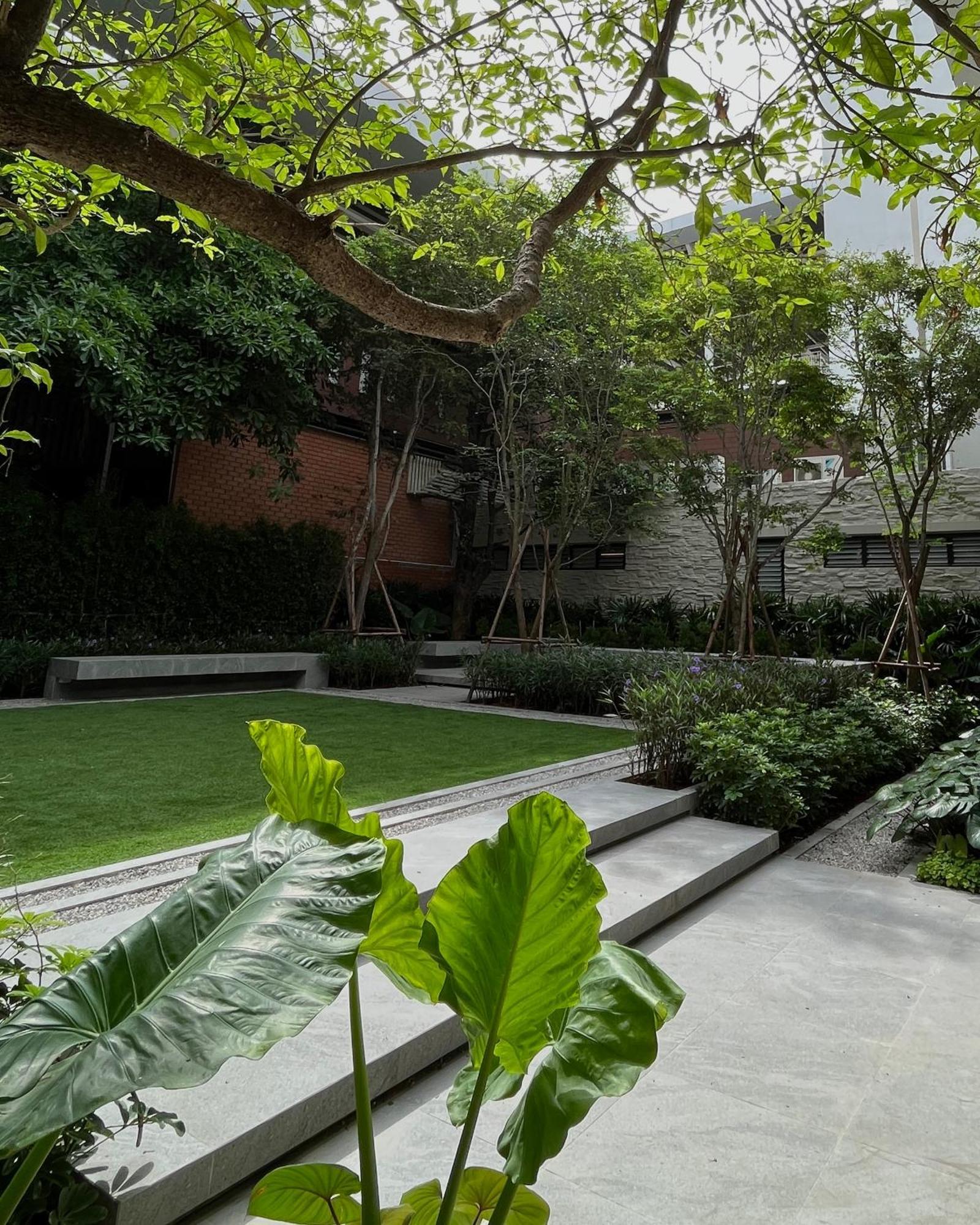 فندق راجح بانكوك المظهر الخارجي الصورة The garden of the museum